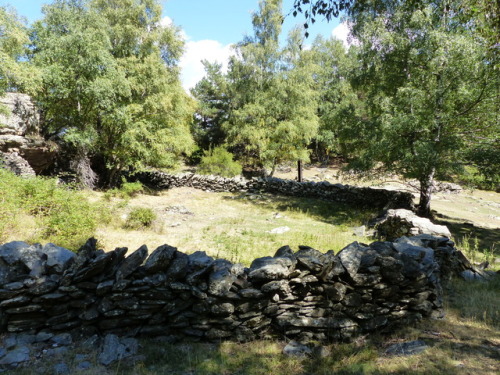 Roques/Pedres d´Auló (1780 m)Another Spanish Civil War memorial near Rialp (Pallars Sob