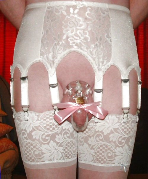 mistressz:Perfectly locked up… mistressz.tumblr.com/ So Sweet