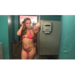 stripper-locker-room:  https://www.instagram.com/thenakeddancer/