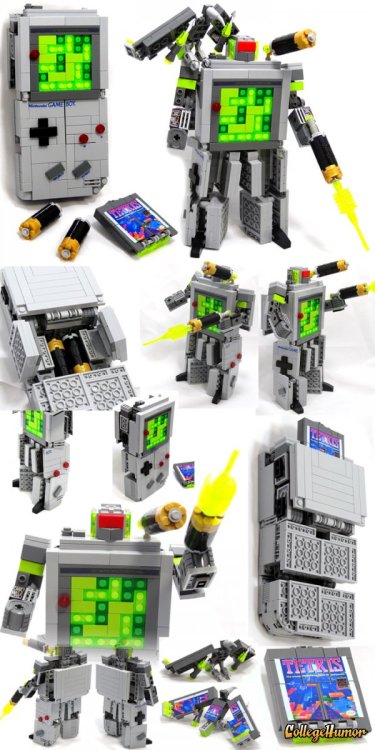 retrogamingblog:  Gameboy Transformer made out of Legos  RetroGamingBlog