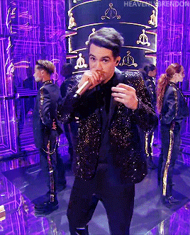 heavenlybrendon:That time Brendon Urie sang “I’m a hooker selling songs and my pimp’s a record label