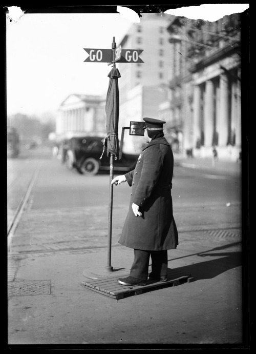 1915-1923. “Traffic officer, Washington, D.C." Harris & Ewing Collection, Library of 