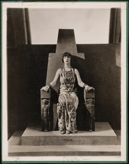 hauntedbystorytelling:Jane Cowl as Cleopatra in “Antony and Cleopatra”, 1924 / src: Museum of the ci