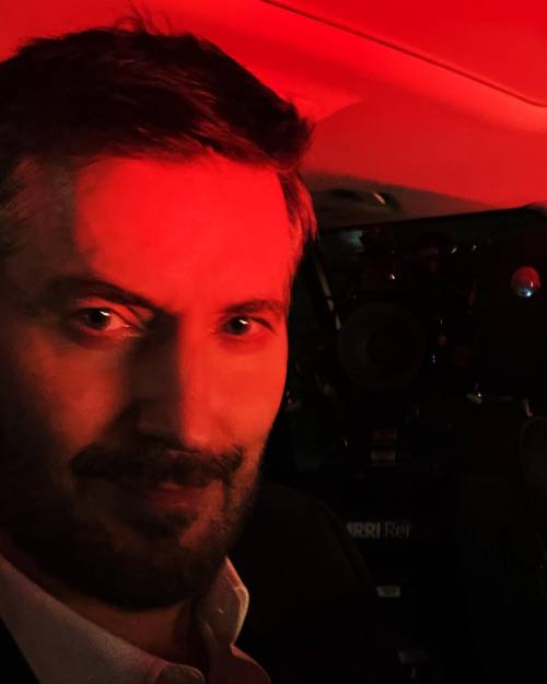 New selfie of Richard during the filming of Damage.