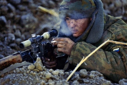 Sniper. War in Chechnya.