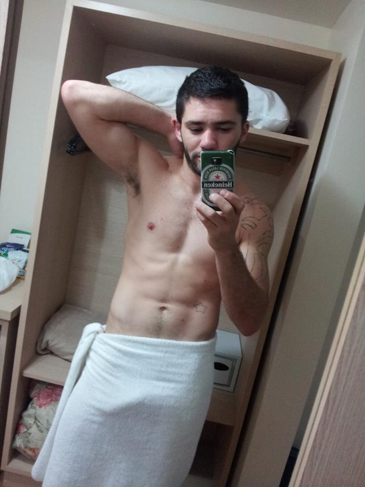 freeballdfw:  mancrushoftheday:  The Man Crush Blog / Facebook / Twitter  #freeballing