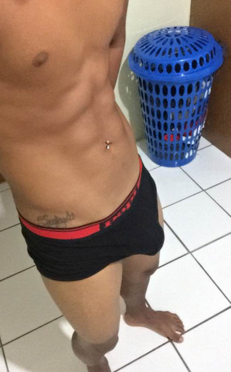 estefano30:  losatrevidosdemiprhd:  Henry de carolina   Esto es un modelo 😍😍😍 #losatrevidosdemiprhd  Lo cojo me lo como todooo puñetaaa