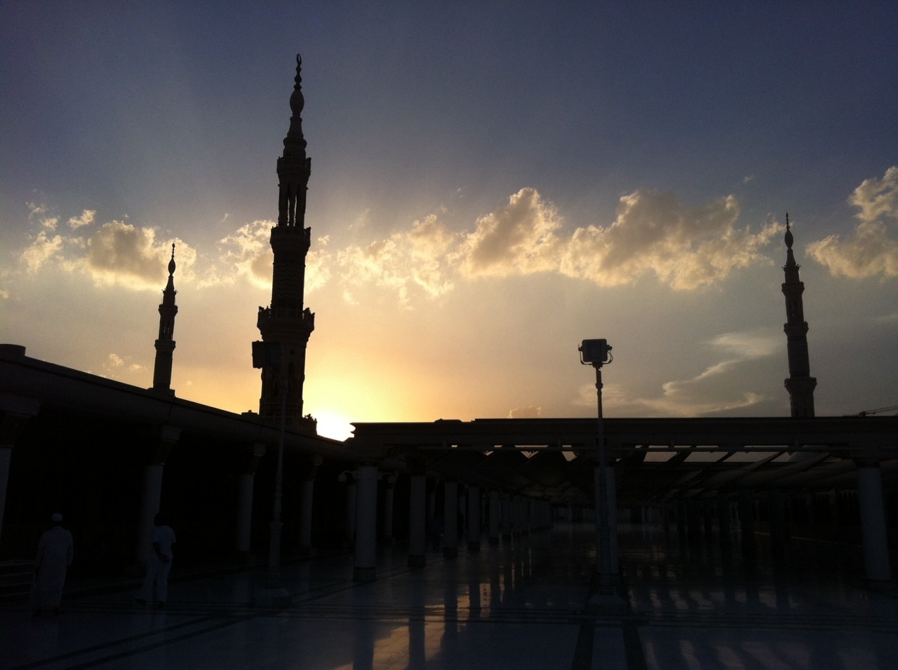  Al-Masjid an-Nabawi, Medina, Saudi Arabia 