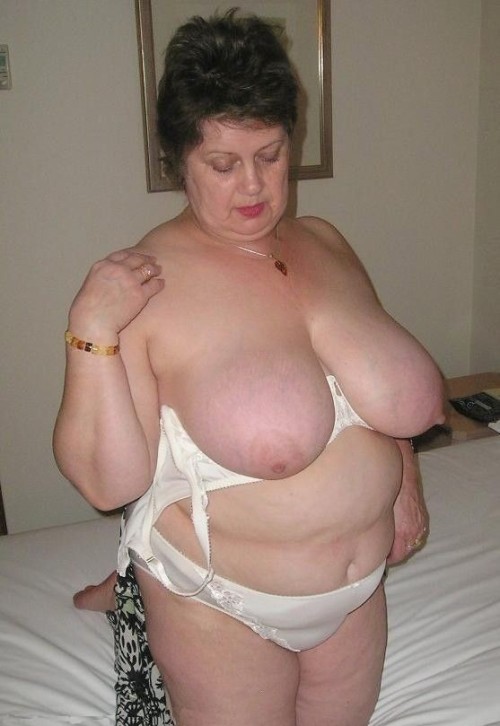 oldnick1:  Mmm I would love to suck on her tits