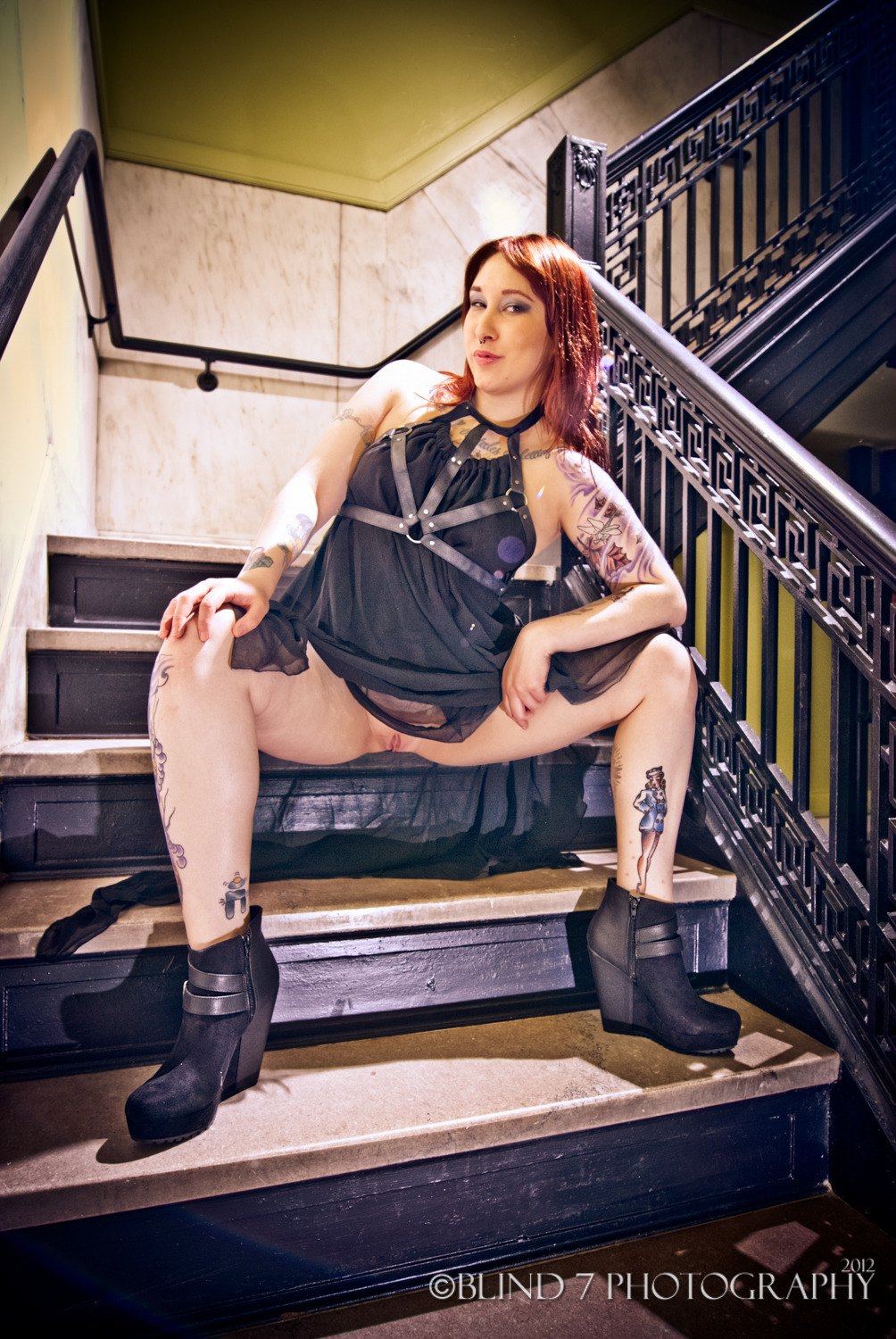 sassiesuicide:  new set up on @zivity! One Hundred Stories needs more love! please