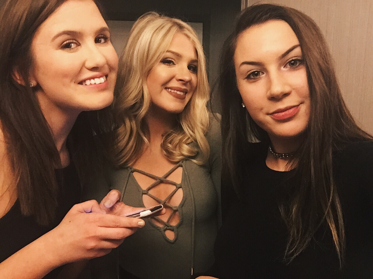 jessicaanicoleexo: jules-fitness:  Thx for not catfishing me @hancarolyn @heyitsjulesd