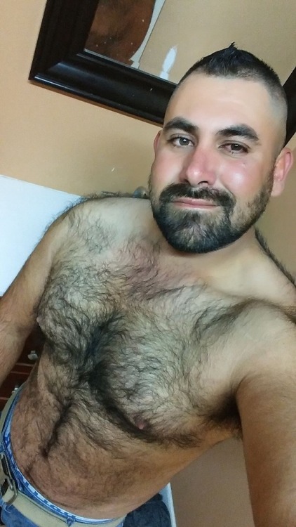 XXX Masculine Hairy Versatile photo