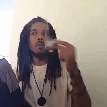 darius-says-high:  The smile weed puts on my face. 