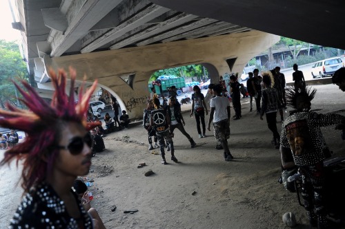 Porn iloveyouletsgo:  PUNKS IN MYANMAR! Read the photos