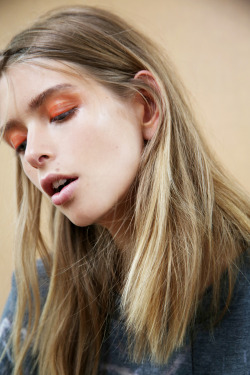 Miuplease:  Yard-Sales: Emma Vik @ Ford Models Para U+Mag Magazine Por Monet Lucki