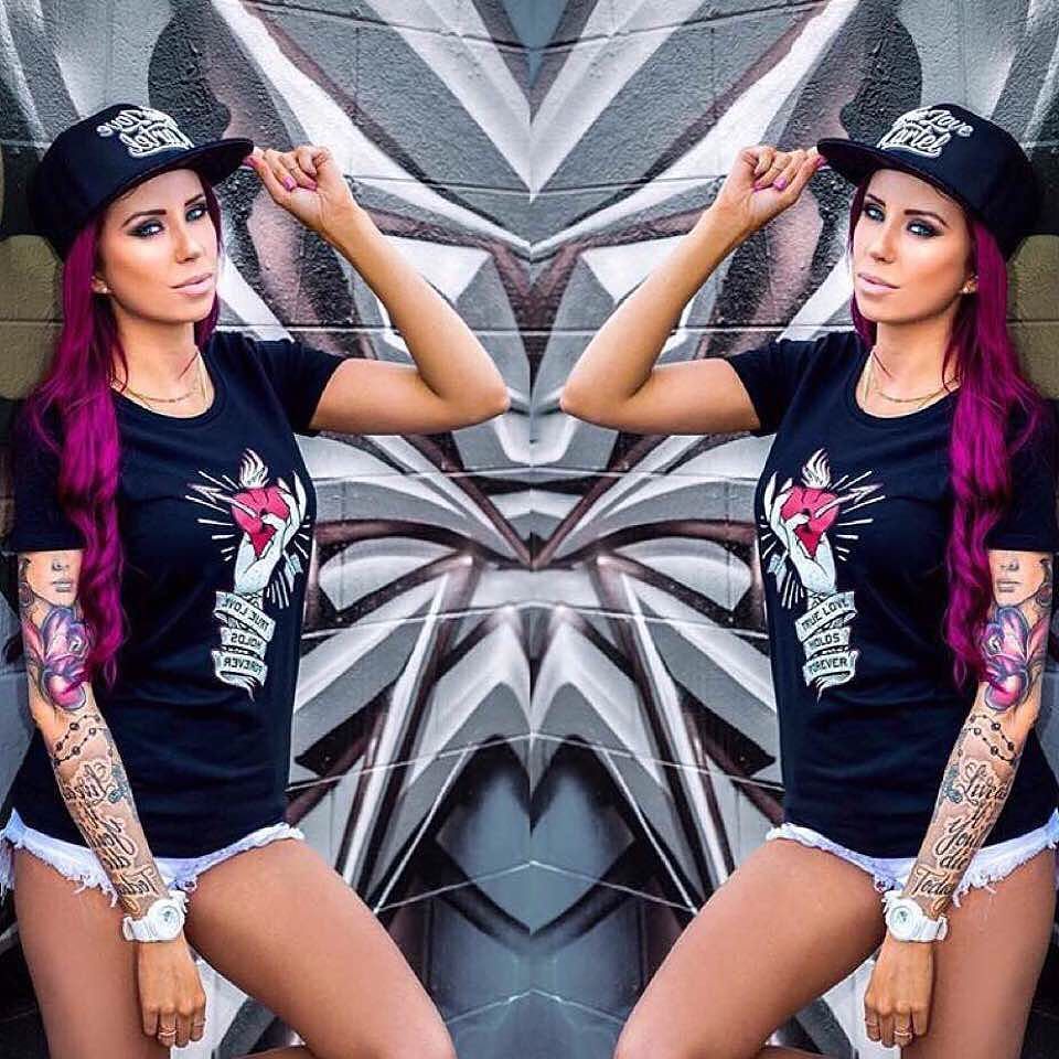 Follow street wear brand @truelovecartel by elleaudra