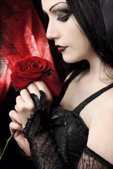 9vil-passions: Evil PassionFetish Goth Twitter