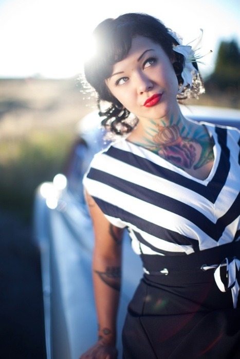 FOXY PIN UPS