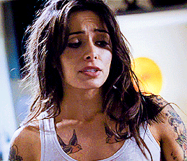 i-am-roadrunner: Sarah Shahi as Lisa Bonomo in Bullet to the Head
