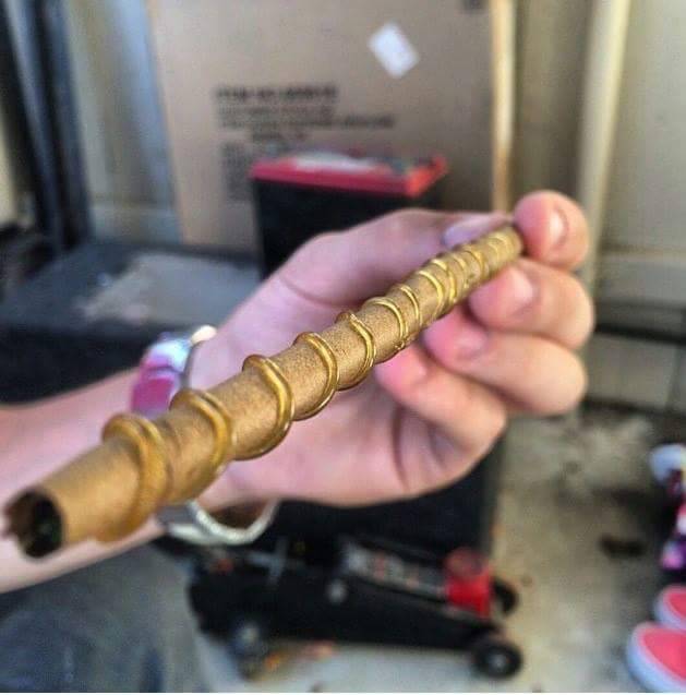 no-drugs-no-life:Super Gold Joint 😈😍