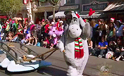 secondbestpolicy:  25 Days of Christmas [Fandom Edition]//December 5th : Disney