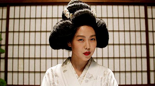 fallenvictory:Kim Min-hee as Lady Hideko in The Handmaiden (2016) dir. Park Chan-Wook 