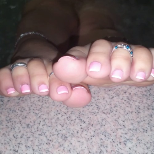 sexyasianfeeet: My sexy Asian toes  I Love This Pic