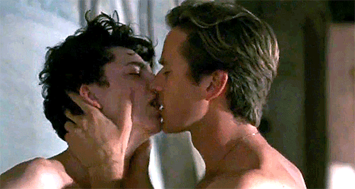 radiatingsuburbanangst:  Lovers committing themselves…