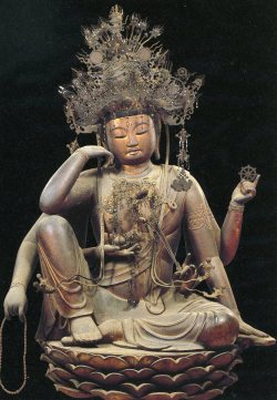 taishou-kun:  Nyoirin Kannon Bodhisattva seated 如意輪観音菩薩坐像 Heian 平安 era, circa 1150 -  Miidera (Shiga prefecture) 三井寺 滋賀県 - Japan