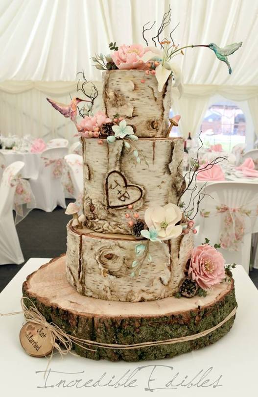 Amazing Cake By Incredible Edibles ♥