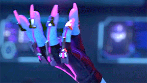 cosmoillusion:  Sombra and her high-tech hands are my new kind of aestetic   σ(≧ε≦σ)