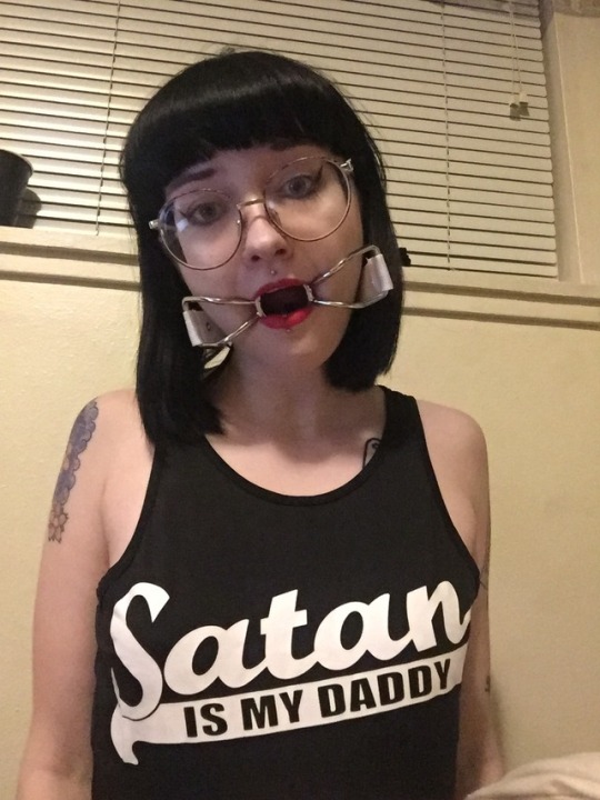 Porn Pics bettiebondage:   🦇See your favorite goth