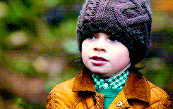rumplestiltskin:  Roland Hood: everyone’s baby hobbit (ﾉ◕ヮ◕)ﾉ*:･ﾟ✧ 