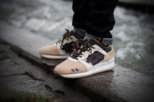 sweetsoles:  Woei x Asics Gel Lyte III ‘Cervidae’