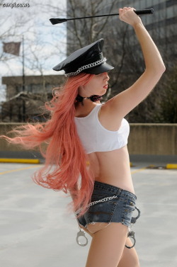 hotcosplaygirl:Cosplay girl http://hot-cosplay-girl.blogspot.com/