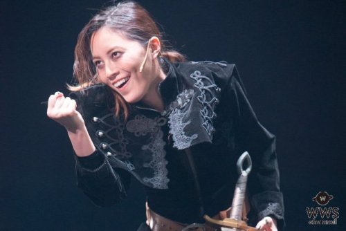 jyurineko:Dress rehearsal press coverage pictures for SKE48′s “Hamlet”! (Part 1)