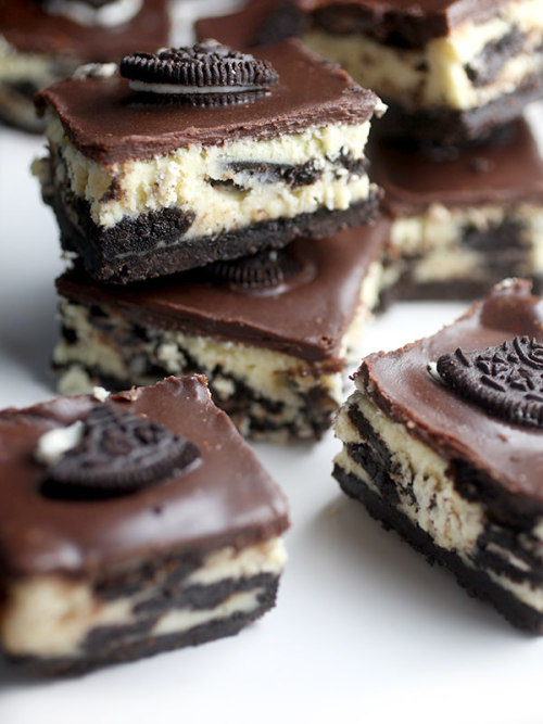Cookies and Cream Cheesecake Bars (by Bakerella)