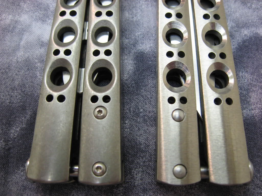 knifepics:  Balisong (Butterfly Knife)