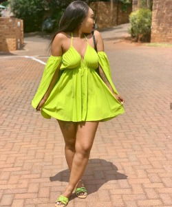 princejazziedad:DeliciouslySexy. Curvy. Gorgeous. BootiDelicious Mami Ms Oasi__Bree