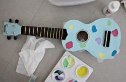miichannel:  spent a couple hours of my afternoon painting my new ukulele, i just need to buy some finishing gloss and do a few more touch-ups then it’ll be 100% finished!