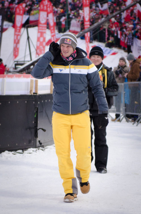 mevenness: Morgi in Zakopanephoto by me. He was a perfect dancer next to the crowd supporters!