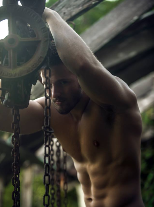 amanthing:Visit amanthing Hunk Edition BlogWith 9 Different Categories of HOT MEN to Choose From