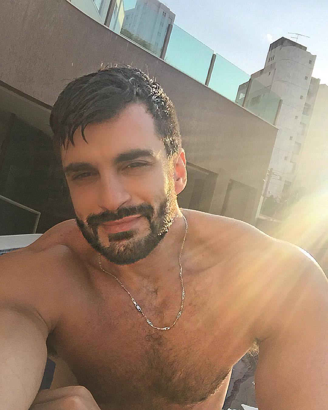 mrteenbear:  Sunshine… by @rodsapo http://ift.tt/1Ktus95