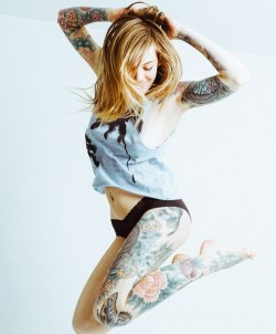 rowshark:  Torrie Blake