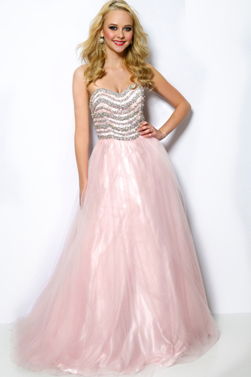 Scalloped Beading Tulle A-line Neckline Prom Dress