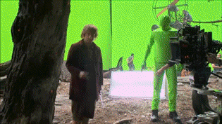 dsetnavrec:  fergie-fergs:  just Bilbo Baggins flipping you off Part 2   Haha