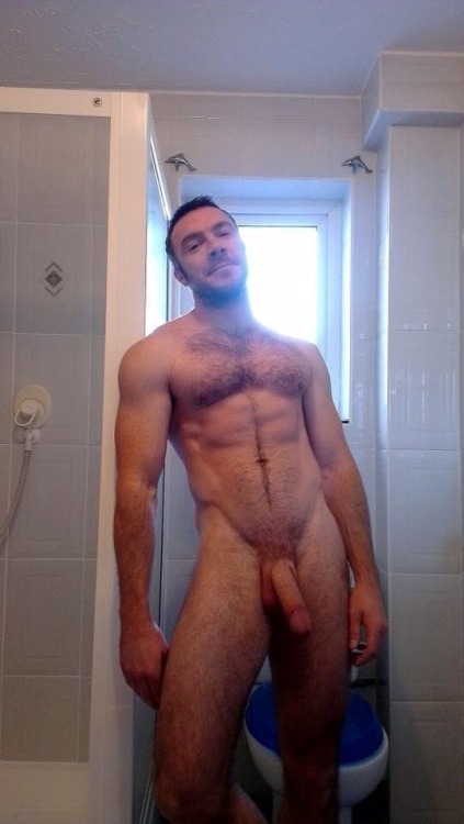 Gay sex, porn, nudes and more. NSFW. Not for -18.