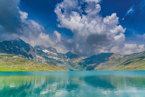 oneshotolive:  [OC] Gangabal Lake in Kashmir