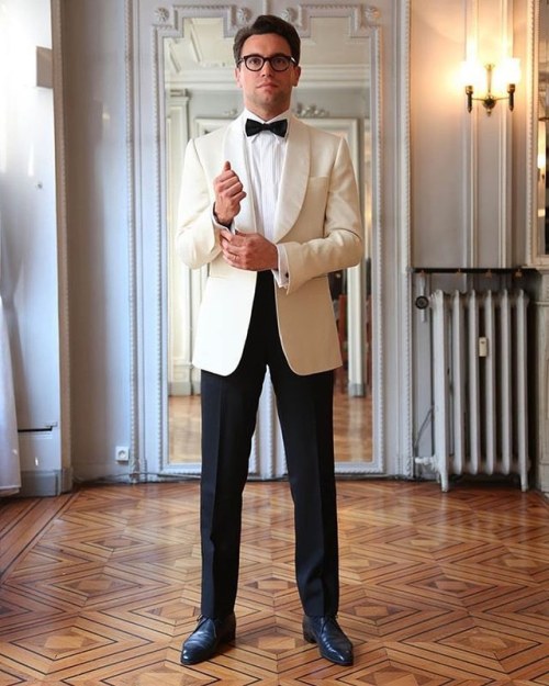 What is your take on a cream dinner jacket? Any instance when you’d not wear it? For instance,