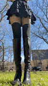 sinfulbiscuit:take me on a date in the park onlyfanswishlist